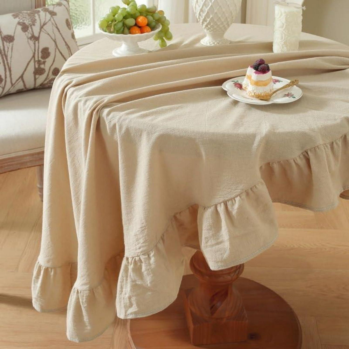 Runde Baumwoll-Leinen Tischdecke mit Rüschen | 180cm | Beige
