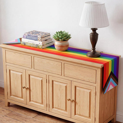 Regenbogen Tischläufer 33x183cm – Pride Month Partydeko