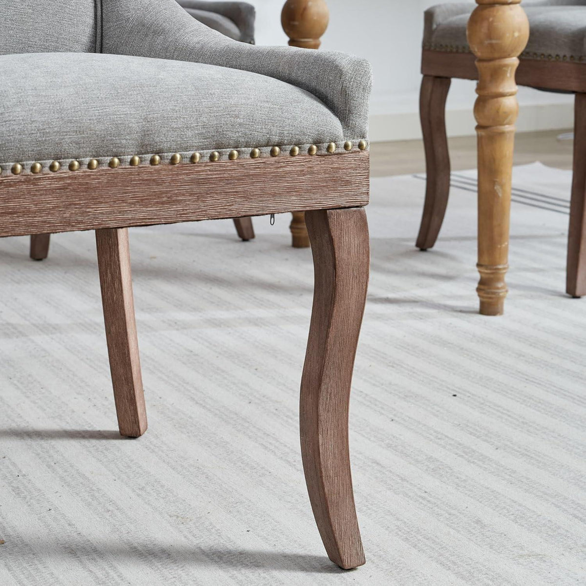 Esszimmerstühle Set 4 Grau – Gepolsterte Chenille Stühle mit Holzbeinen