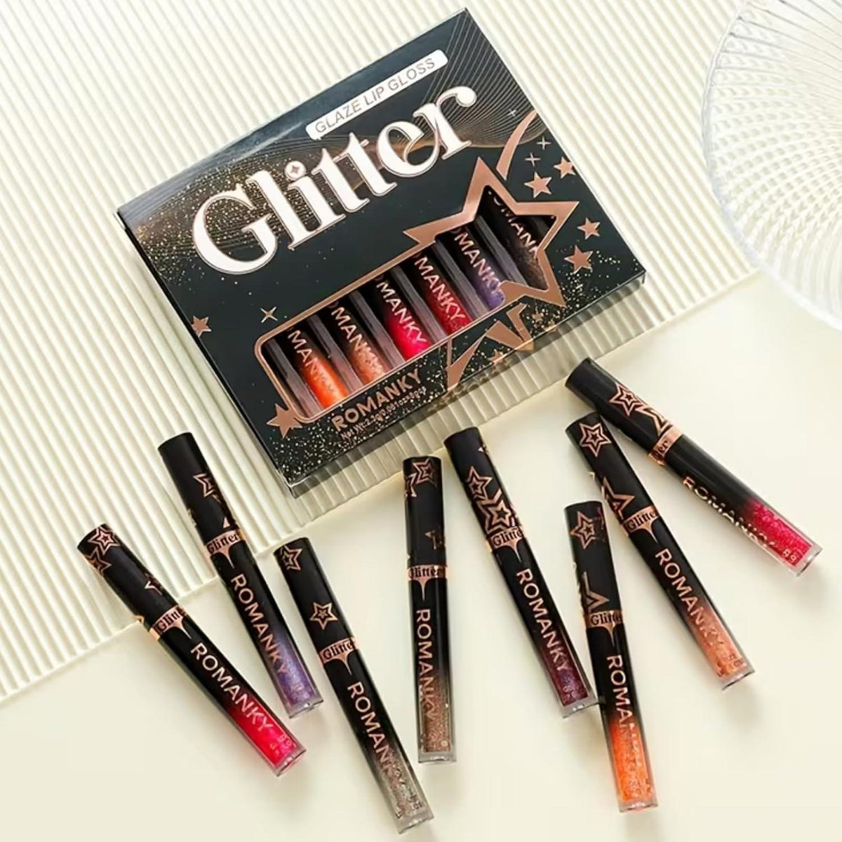 8-teiliges Lipgloss-Set mit Schimmer & Feuchtigkeit
